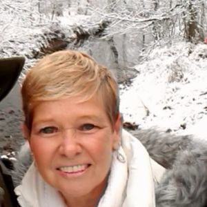 Meet your Posher, Sharon